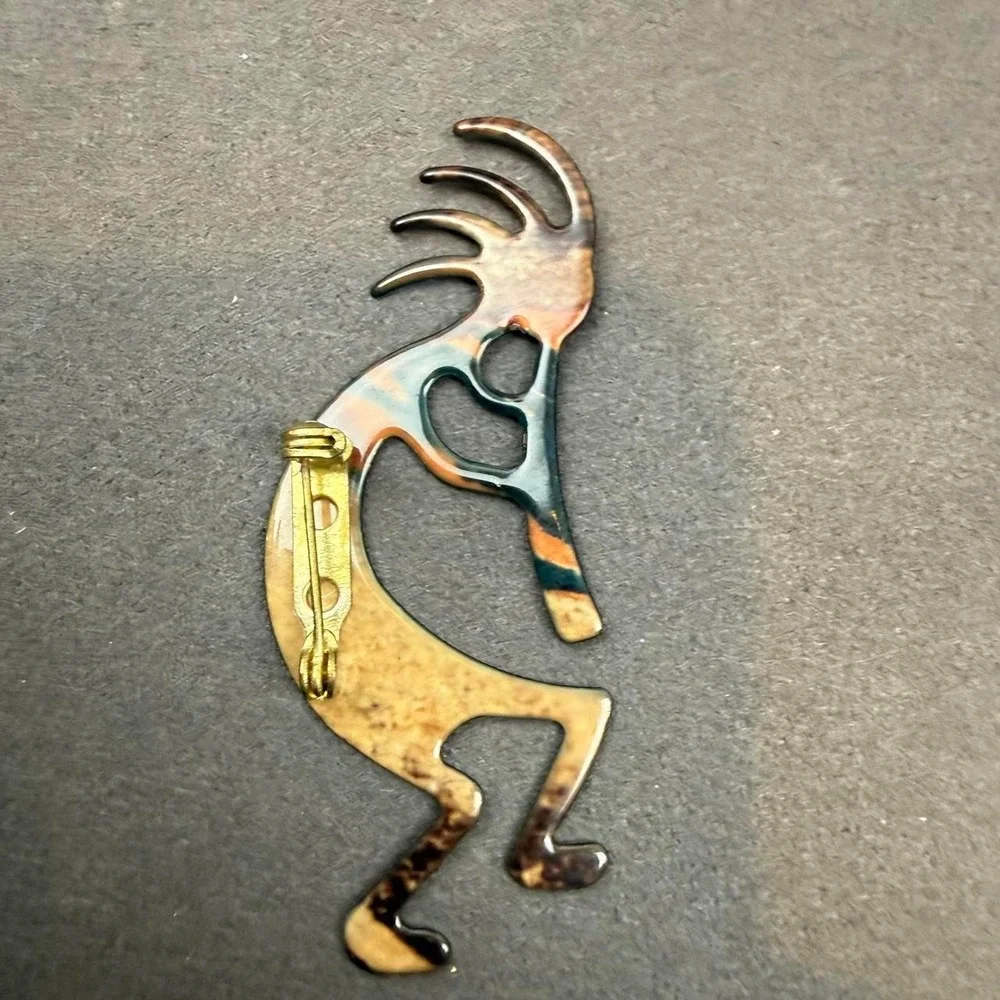 Kokopelli Southwest Boho Brooch Marbled Flute Player Silhouette Pin